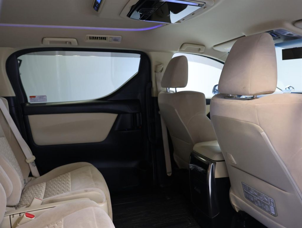 2016 Toyota Alphard