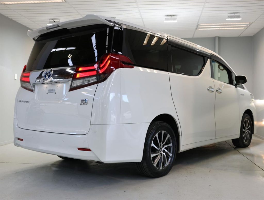 2016 Toyota Alphard