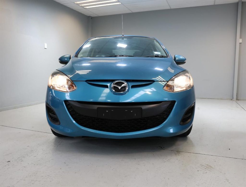2013 Mazda Demio