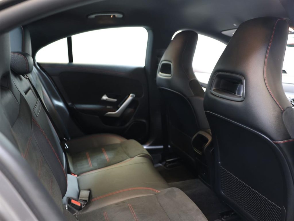 2022 Mercedes-Benz CLA 200