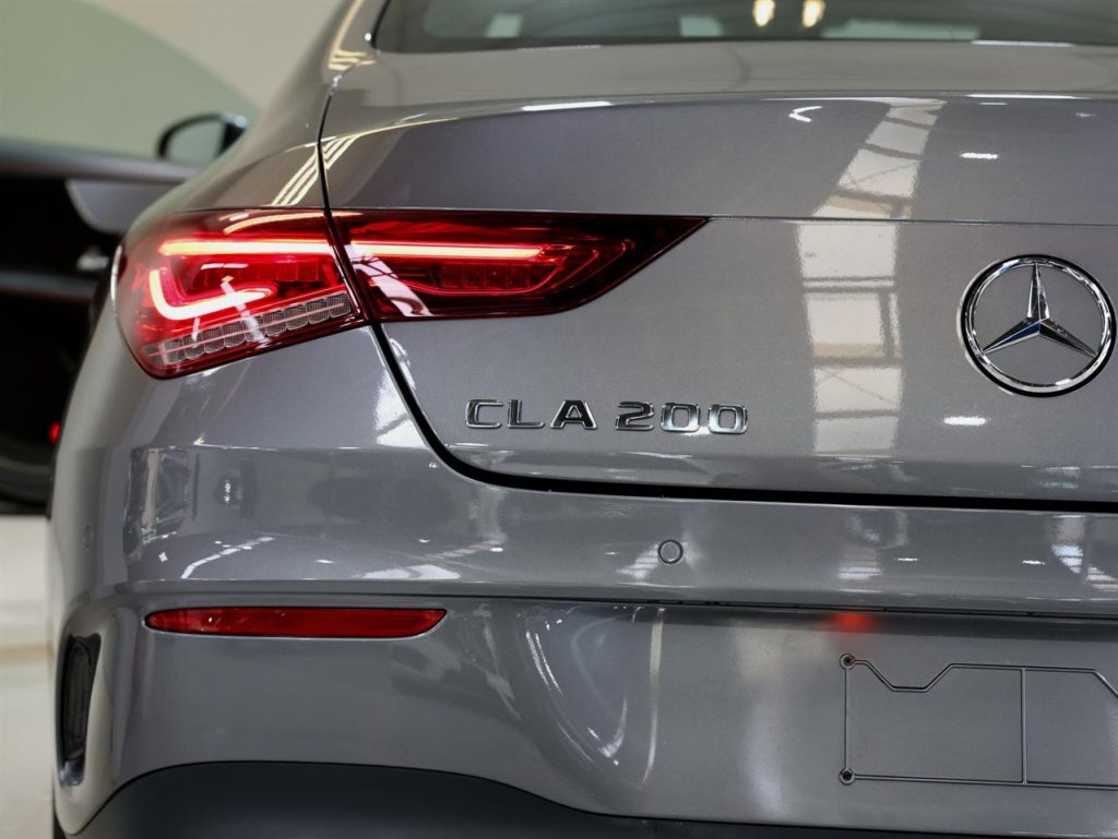 2022 Mercedes-Benz CLA 200