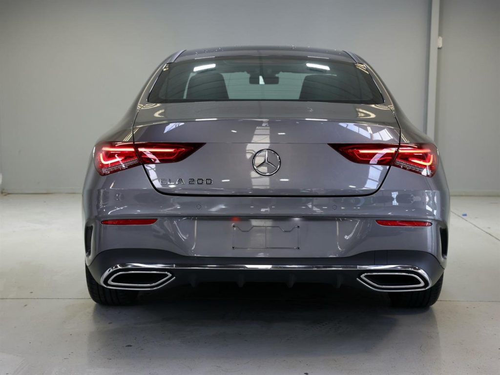 2022 Mercedes-Benz CLA 200