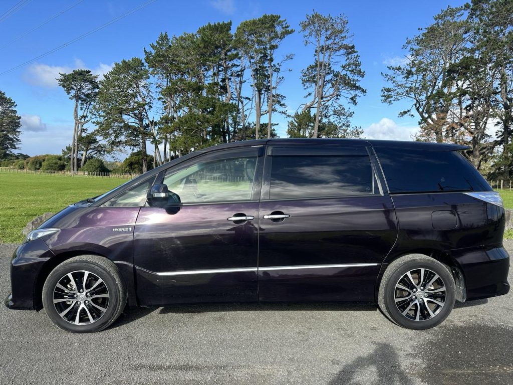 2015 Toyota Estima