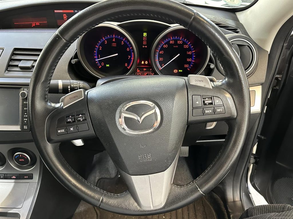 2010 Mazda Axela
