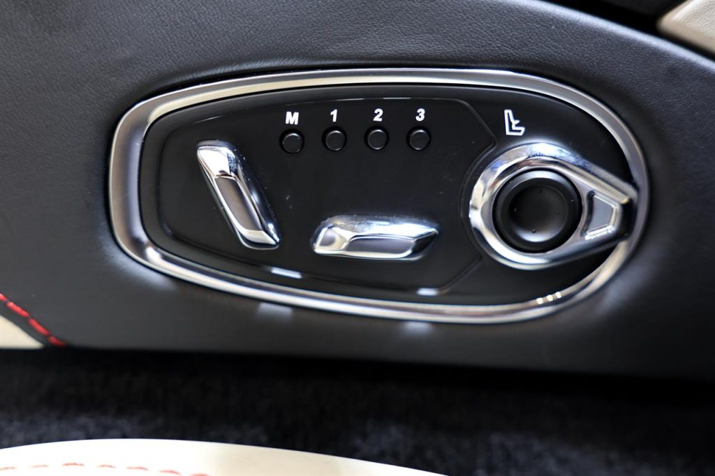 2018 ASTON MARTIN DB11