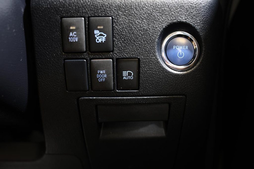 2019 Toyota Vellfire