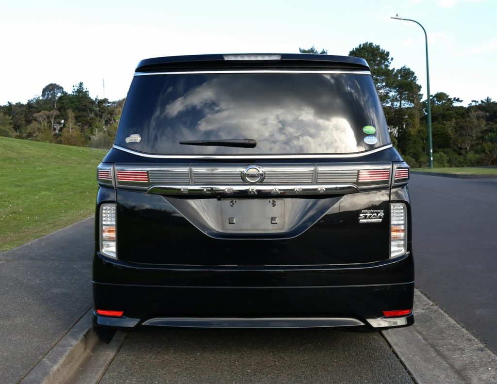 2018 Nissan Elgrand
